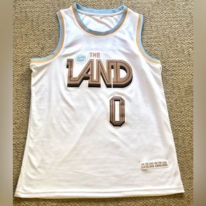 BRAND NEW: Unisex Kevin Love New City Edition Medium Jersey